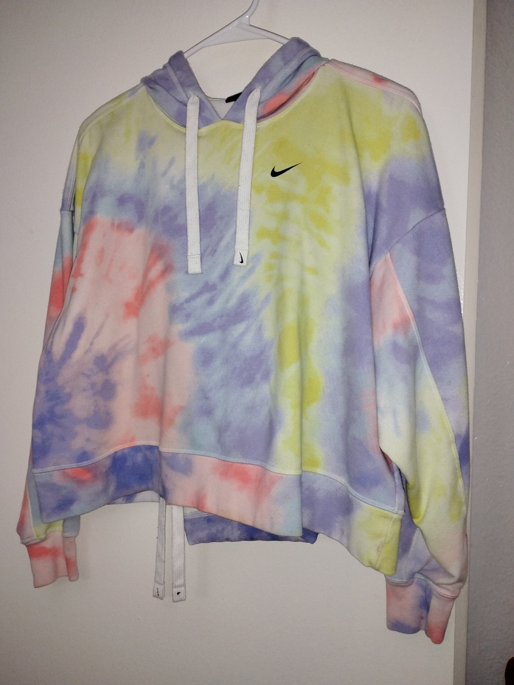 Nike Women’s Tie-Dye Pastel Hoodie Sweater And Sweats - Multicolor